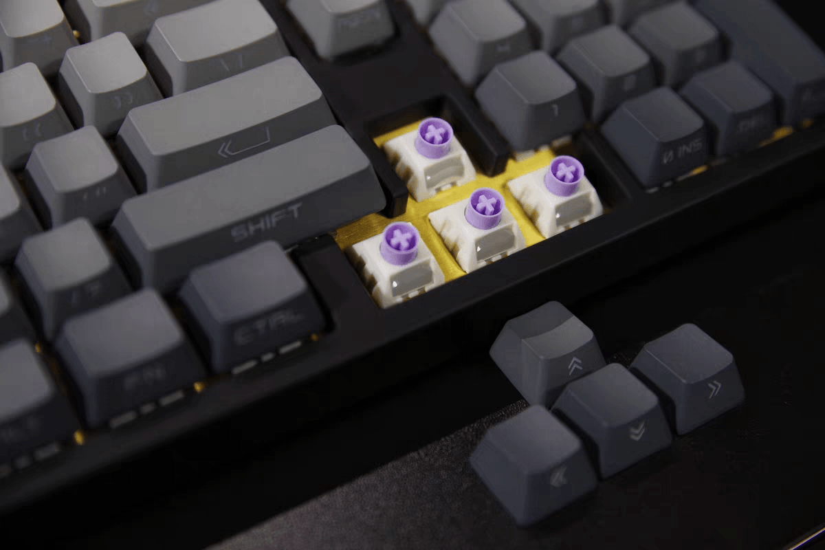 showcase of brass plate version of NJ98 keyboard